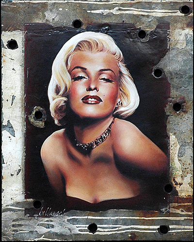 Legendary Blonde (Marilyn Monroe)
